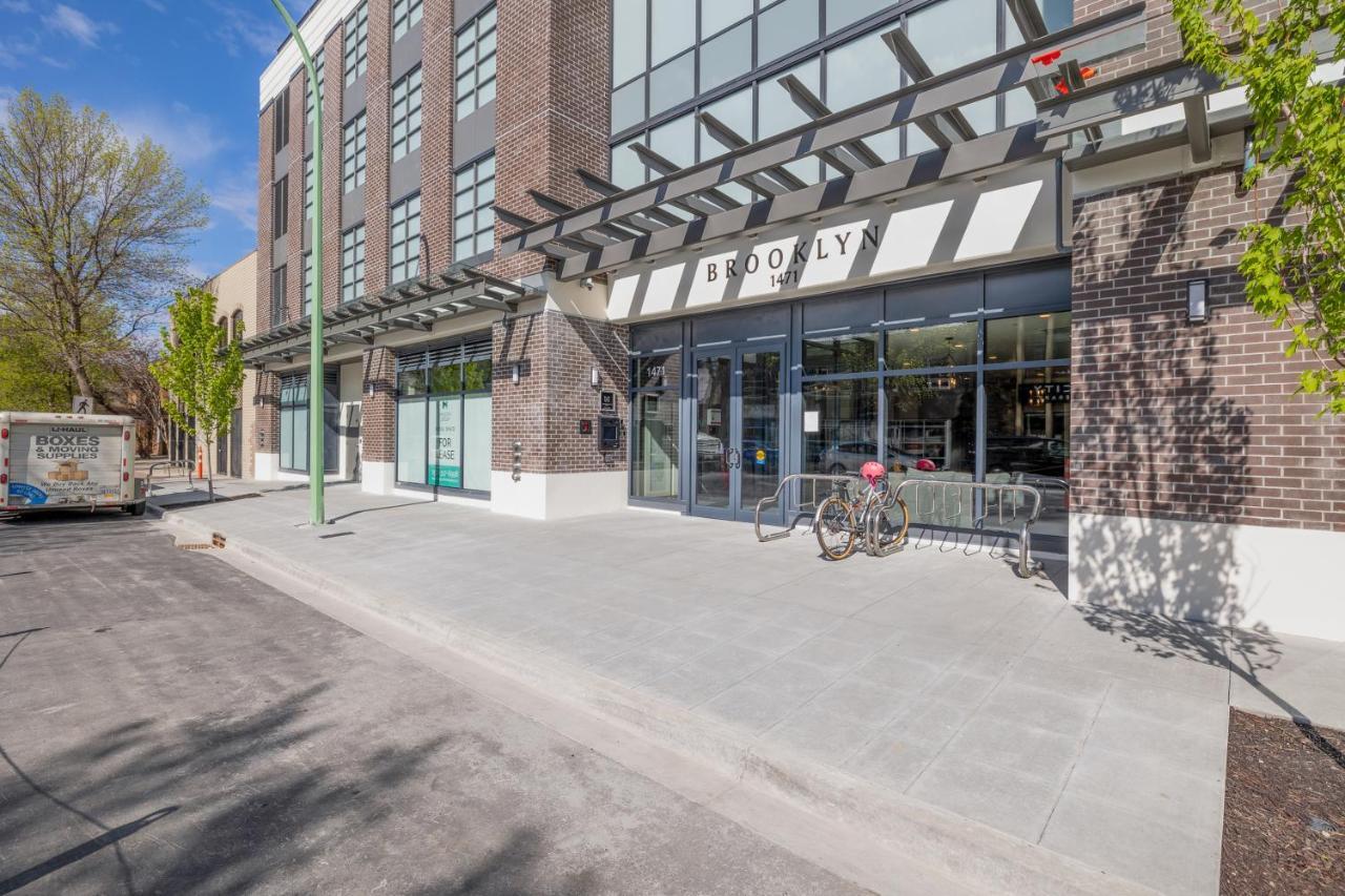 Brand New Luxury Downtown Near The Beach #13 Kelowna Esterno foto