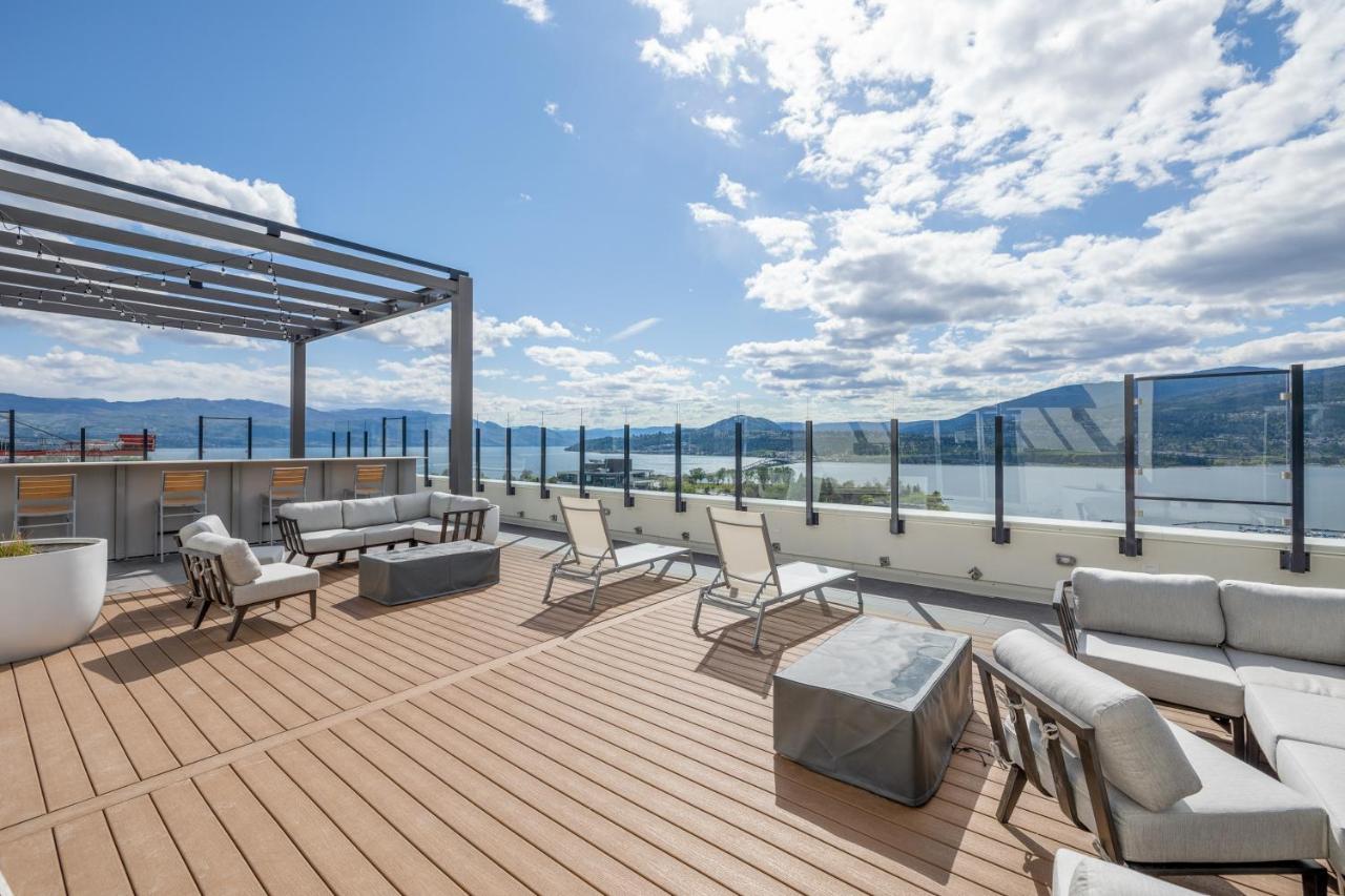 Brand New Luxury Downtown Near The Beach #13 Kelowna Esterno foto