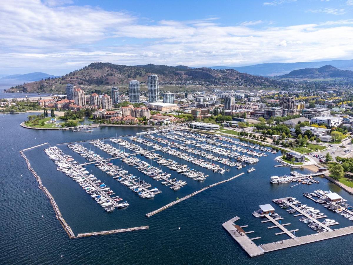 Brand New Luxury Downtown Near The Beach #13 Kelowna Esterno foto