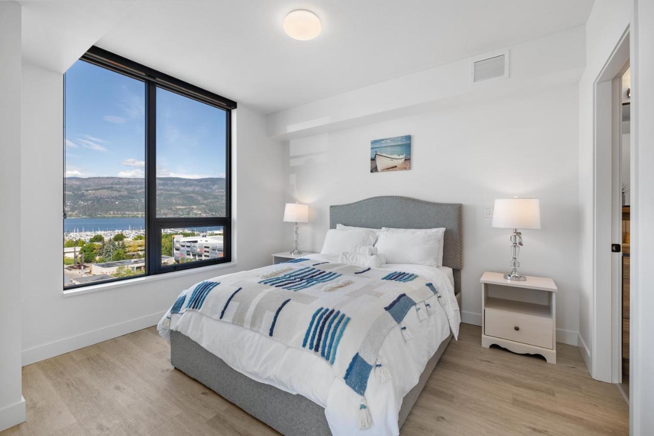 Brand New Luxury Downtown Near The Beach #13 Kelowna Esterno foto